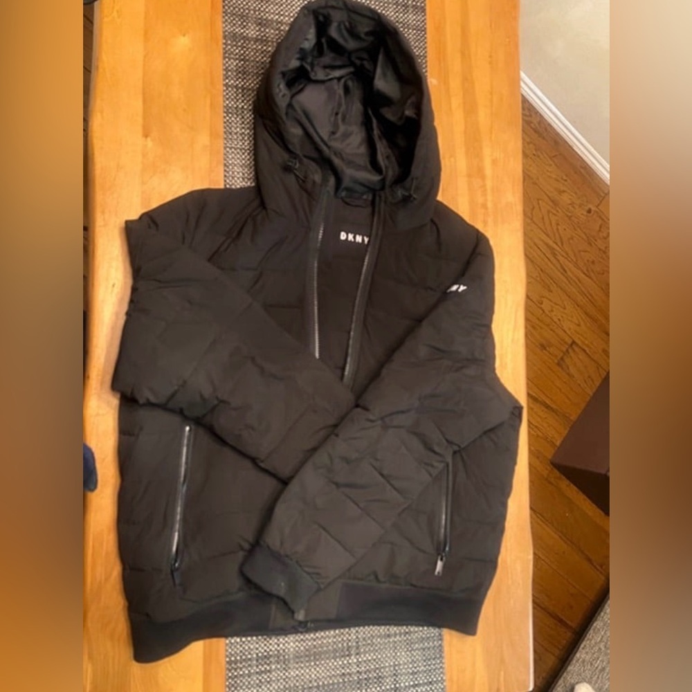 DKNY Men's Black Quilted Puffer Jacket sz XL